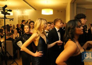 To pierwsza taka studniówka w historii szkoły! Bal maturalny I LO w Krotoszynie za nami!