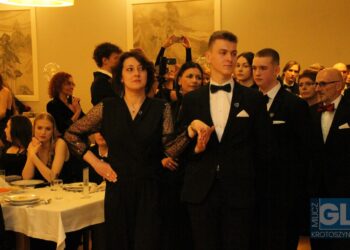 To pierwsza taka studniówka w historii szkoły! Bal maturalny I LO w Krotoszynie za nami!