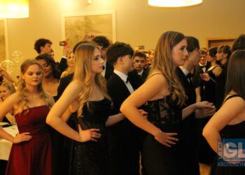 To pierwsza taka studniówka w historii szkoły! Bal maturalny I LO w Krotoszynie za nami!