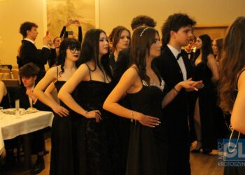 To pierwsza taka studniówka w historii szkoły! Bal maturalny I LO w Krotoszynie za nami!