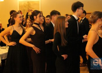 To pierwsza taka studniówka w historii szkoły! Bal maturalny I LO w Krotoszynie za nami!