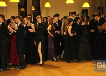 To pierwsza taka studniówka w historii szkoły! Bal maturalny I LO w Krotoszynie za nami!