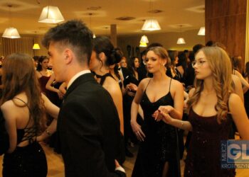 To pierwsza taka studniówka w historii szkoły! Bal maturalny I LO w Krotoszynie za nami!