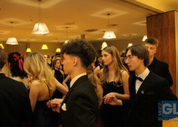 To pierwsza taka studniówka w historii szkoły! Bal maturalny I LO w Krotoszynie za nami!