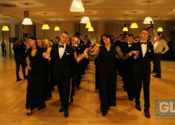 To pierwsza taka studniówka w historii szkoły! Bal maturalny I LO w Krotoszynie za nami!