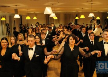 To pierwsza taka studniówka w historii szkoły! Bal maturalny I LO w Krotoszynie za nami!