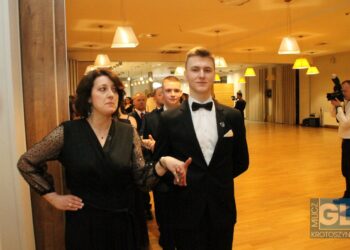 To pierwsza taka studniówka w historii szkoły! Bal maturalny I LO w Krotoszynie za nami!