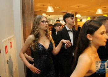 To pierwsza taka studniówka w historii szkoły! Bal maturalny I LO w Krotoszynie za nami!