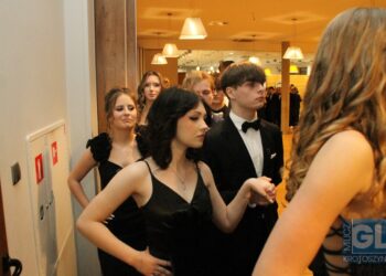 To pierwsza taka studniówka w historii szkoły! Bal maturalny I LO w Krotoszynie za nami!