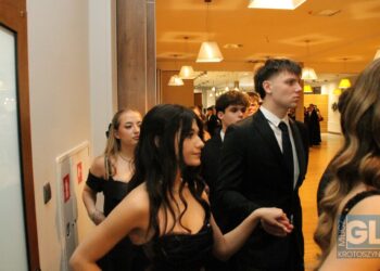 To pierwsza taka studniówka w historii szkoły! Bal maturalny I LO w Krotoszynie za nami!