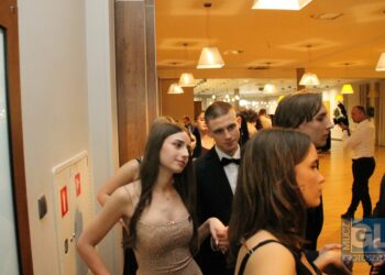 To pierwsza taka studniówka w historii szkoły! Bal maturalny I LO w Krotoszynie za nami!