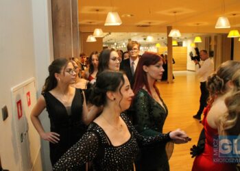 To pierwsza taka studniówka w historii szkoły! Bal maturalny I LO w Krotoszynie za nami!