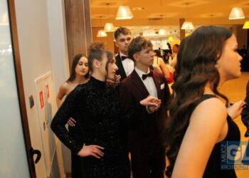 To pierwsza taka studniówka w historii szkoły! Bal maturalny I LO w Krotoszynie za nami!