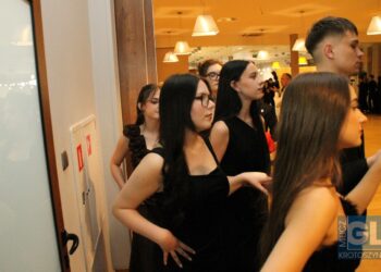 To pierwsza taka studniówka w historii szkoły! Bal maturalny I LO w Krotoszynie za nami!