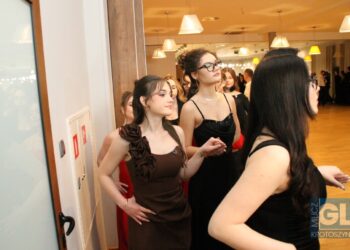 To pierwsza taka studniówka w historii szkoły! Bal maturalny I LO w Krotoszynie za nami!