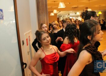 To pierwsza taka studniówka w historii szkoły! Bal maturalny I LO w Krotoszynie za nami!