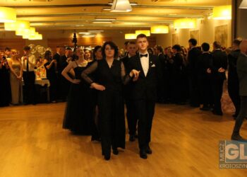 To pierwsza taka studniówka w historii szkoły! Bal maturalny I LO w Krotoszynie za nami!