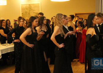 To pierwsza taka studniówka w historii szkoły! Bal maturalny I LO w Krotoszynie za nami!