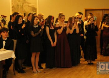 To pierwsza taka studniówka w historii szkoły! Bal maturalny I LO w Krotoszynie za nami!