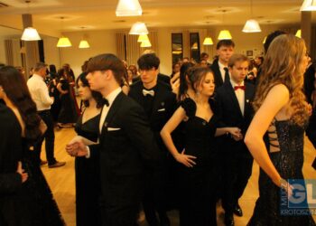 To pierwsza taka studniówka w historii szkoły! Bal maturalny I LO w Krotoszynie za nami!