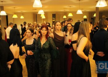 To pierwsza taka studniówka w historii szkoły! Bal maturalny I LO w Krotoszynie za nami!