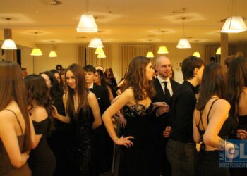 To pierwsza taka studniówka w historii szkoły! Bal maturalny I LO w Krotoszynie za nami!