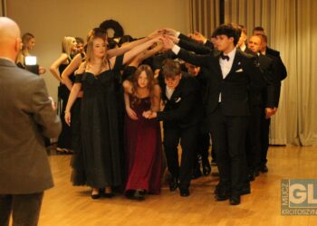 To pierwsza taka studniówka w historii szkoły! Bal maturalny I LO w Krotoszynie za nami!