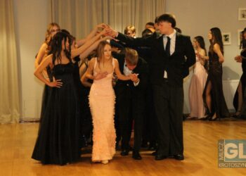 To pierwsza taka studniówka w historii szkoły! Bal maturalny I LO w Krotoszynie za nami!