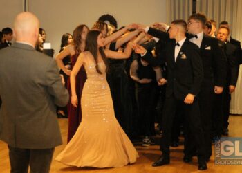 To pierwsza taka studniówka w historii szkoły! Bal maturalny I LO w Krotoszynie za nami!