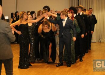 To pierwsza taka studniówka w historii szkoły! Bal maturalny I LO w Krotoszynie za nami!