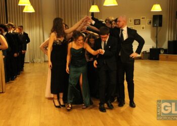 To pierwsza taka studniówka w historii szkoły! Bal maturalny I LO w Krotoszynie za nami!