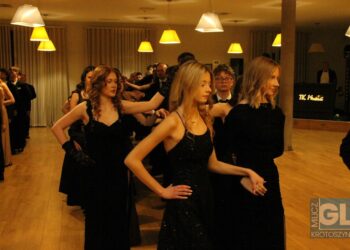 To pierwsza taka studniówka w historii szkoły! Bal maturalny I LO w Krotoszynie za nami!