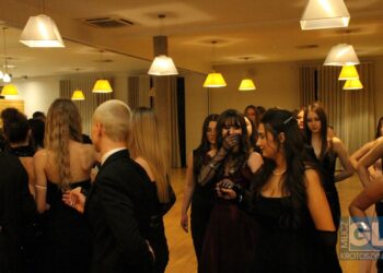 To pierwsza taka studniówka w historii szkoły! Bal maturalny I LO w Krotoszynie za nami!