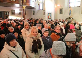 XII Orszak Trzech Króli z Kapelą Góralską Pogwizdani w Lutogniewie