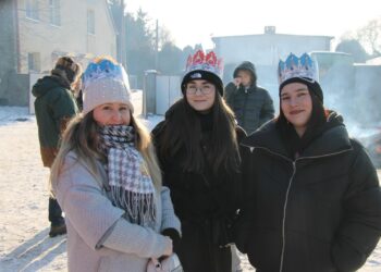 XII Orszak Trzech Króli z Kapelą Góralską Pogwizdani w Lutogniewie