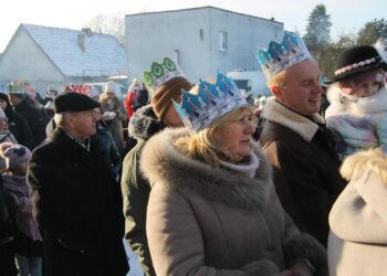 XII Orszak Trzech Króli z Kapelą Góralską Pogwizdani w Lutogniewie