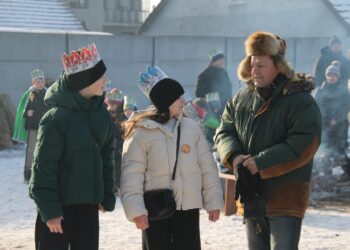 XII Orszak Trzech Króli z Kapelą Góralską Pogwizdani w Lutogniewie