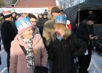 XII Orszak Trzech Króli z Kapelą Góralską Pogwizdani w Lutogniewie