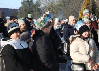 XII Orszak Trzech Króli z Kapelą Góralską Pogwizdani w Lutogniewie