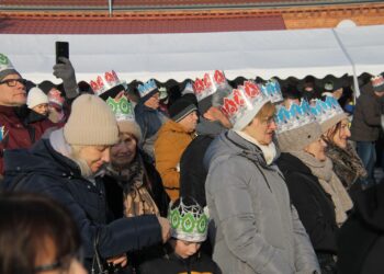 XII Orszak Trzech Króli z Kapelą Góralską Pogwizdani w Lutogniewie