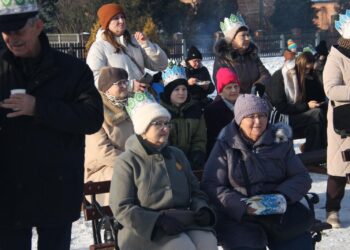 XII Orszak Trzech Króli z Kapelą Góralską Pogwizdani w Lutogniewie