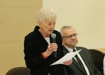 Nowe władze i absolutorium. Weterani Pracy w Zdunach podsumowali kadencję