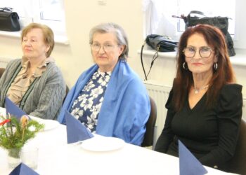 Nowe władze i absolutorium. Weterani Pracy w Zdunach podsumowali kadencję