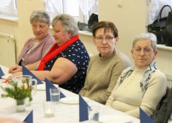 Nowe władze i absolutorium. Weterani Pracy w Zdunach podsumowali kadencję