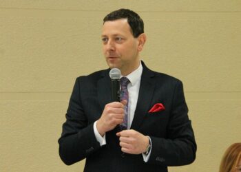 Nowe władze i absolutorium. Weterani Pracy w Zdunach podsumowali kadencję