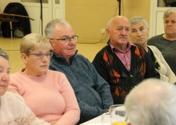 Nowe władze i absolutorium. Weterani Pracy w Zdunach podsumowali kadencję