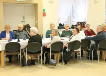 Nowe władze i absolutorium. Weterani Pracy w Zdunach podsumowali kadencję