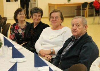 Nowe władze i absolutorium. Weterani Pracy w Zdunach podsumowali kadencję