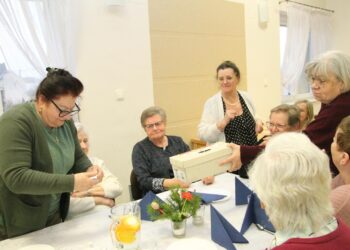 Nowe władze i absolutorium. Weterani Pracy w Zdunach podsumowali kadencję