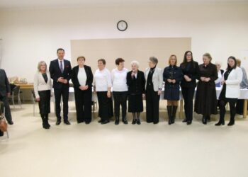 Nowe władze i absolutorium. Weterani Pracy w Zdunach podsumowali kadencję